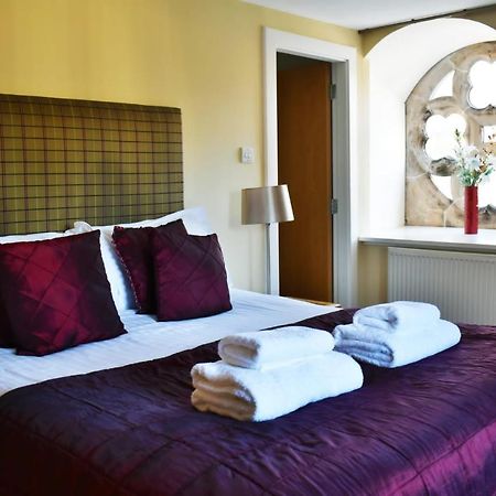 The Ross 2 Bedroom Apartment In Historic Abbey Fort Augustus Exterior photo