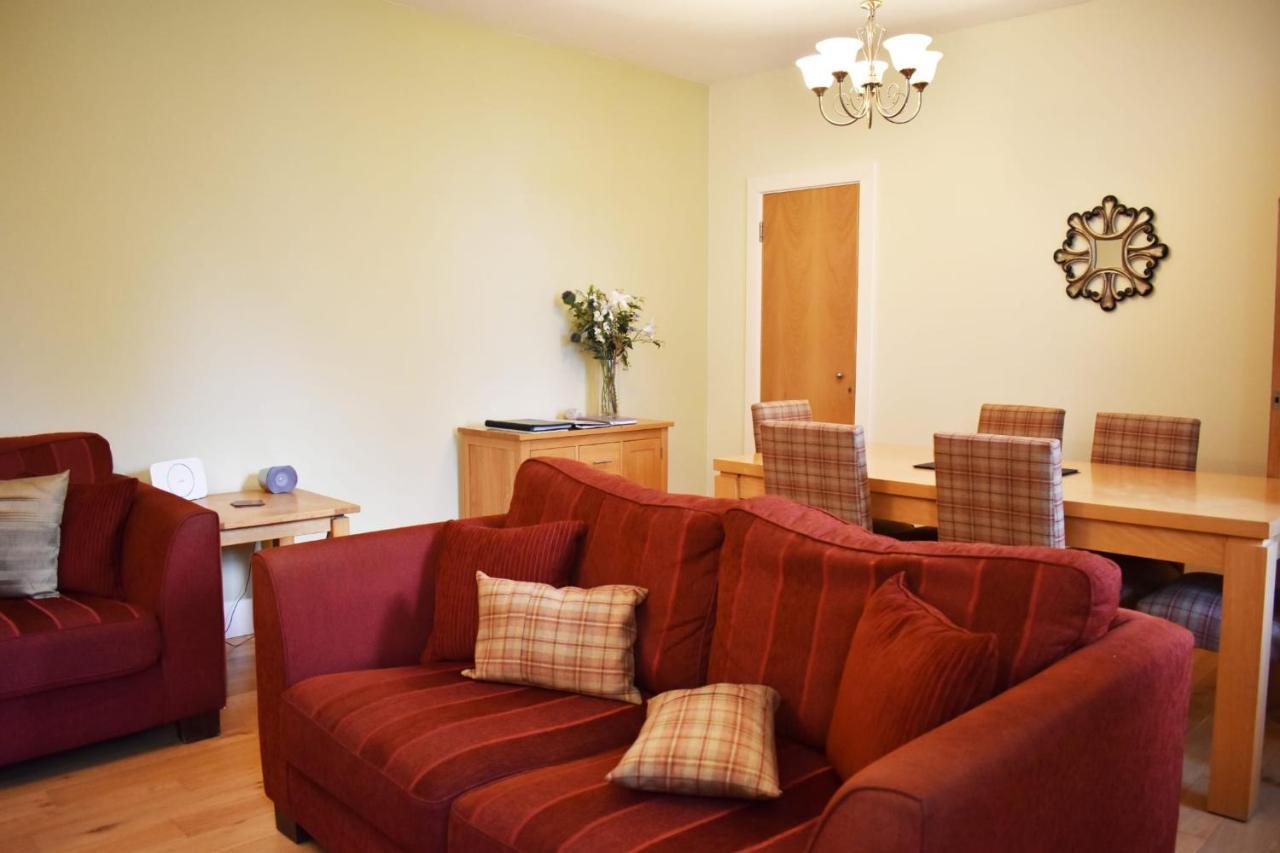 The Ross 2 Bedroom Apartment In Historic Abbey Fort Augustus Exterior photo
