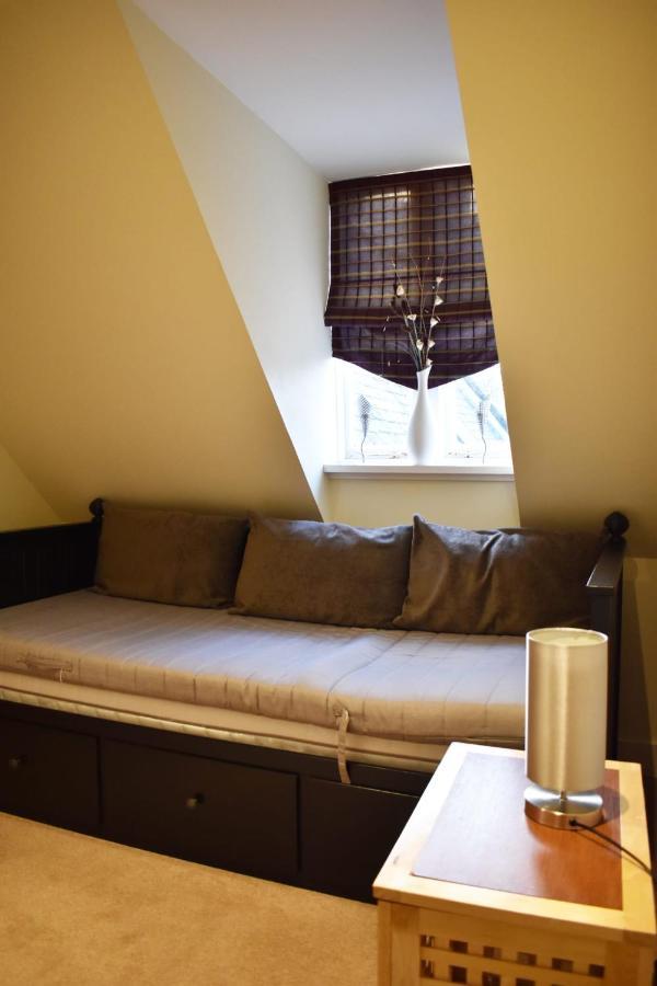 The Ross 2 Bedroom Apartment In Historic Abbey Fort Augustus Exterior photo